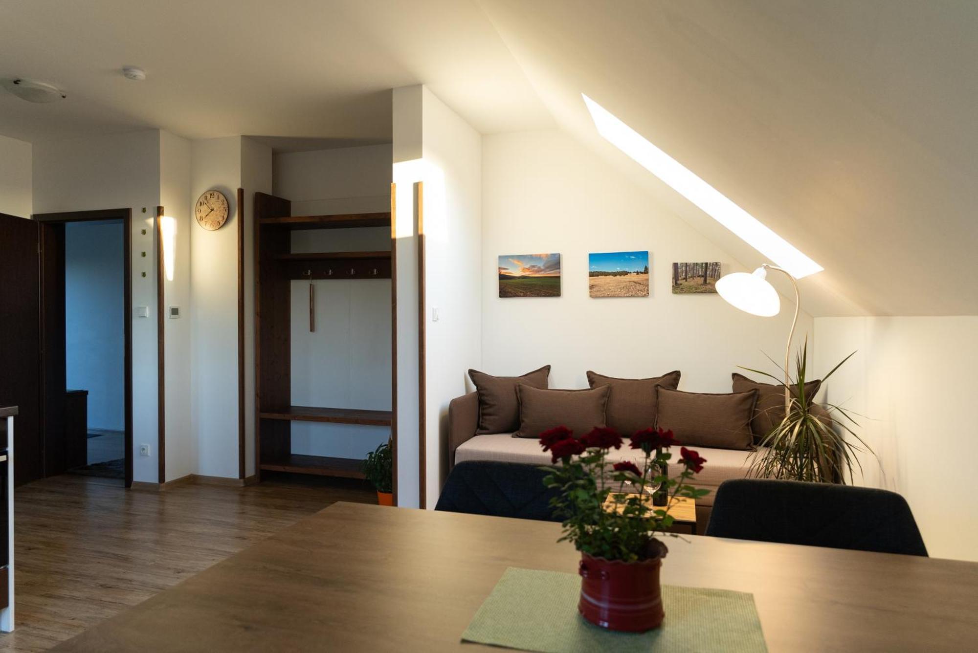 Apartmany Kohoutek A Slepicka V Novohradskych Horach Nové Hrady Exterior foto